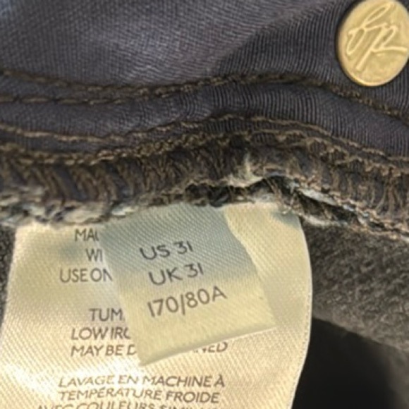 FREE PEOPLE WE THE FREE DISTRESSED, FRAYED HEM, BUTTON FLY JEANS 31 - Picture 4 of 12